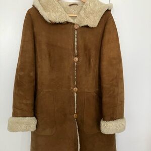 Danier Tan Sheepskin Coat with Hood - Médium- Worn only few Times